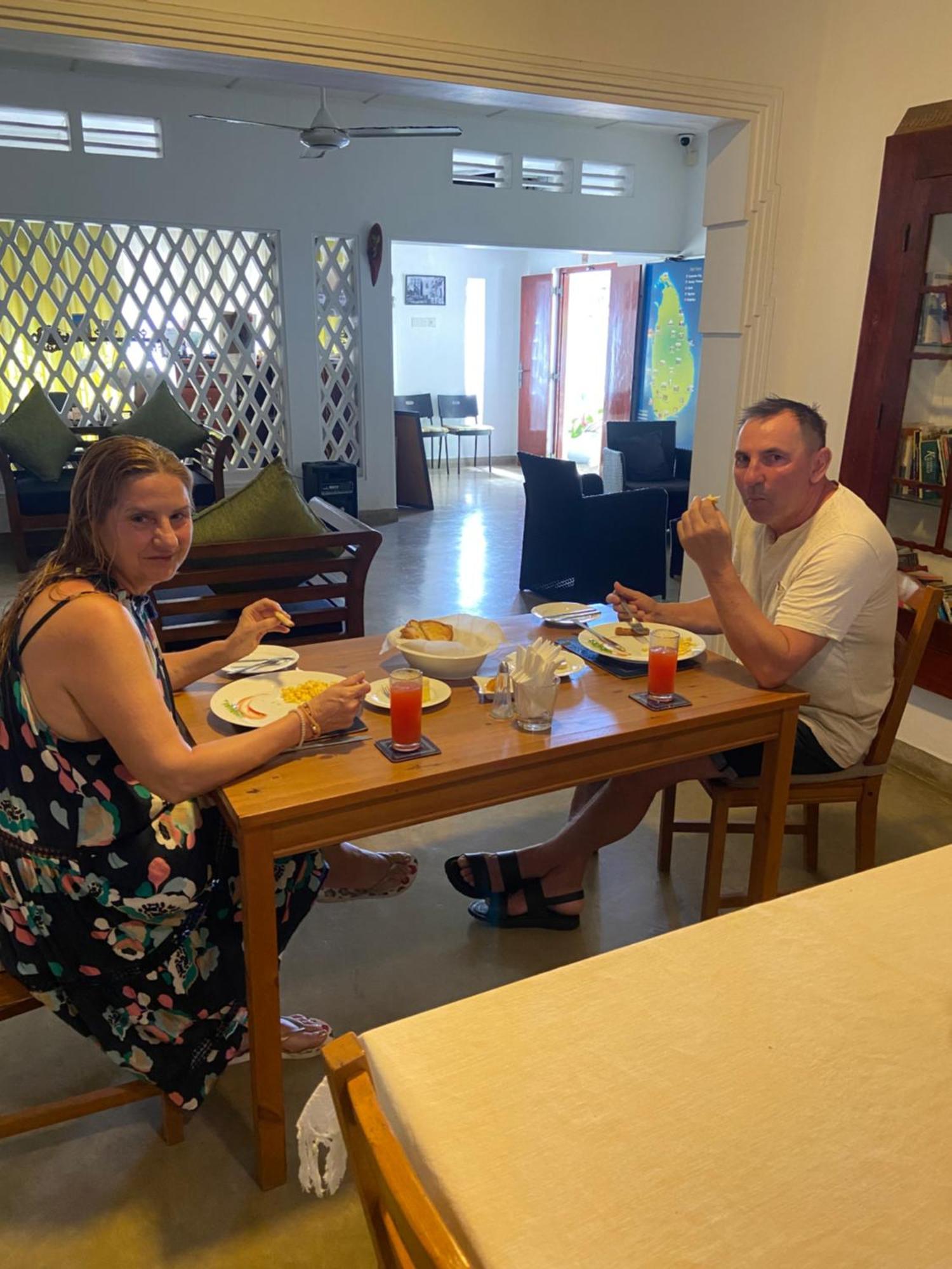 Dions Guest House Negombo Dış mekan fotoğraf