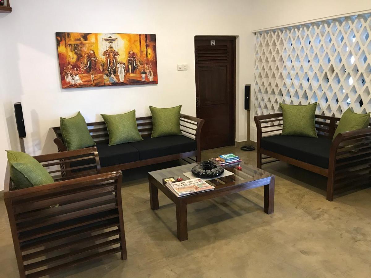 Dions Guest House Negombo Dış mekan fotoğraf